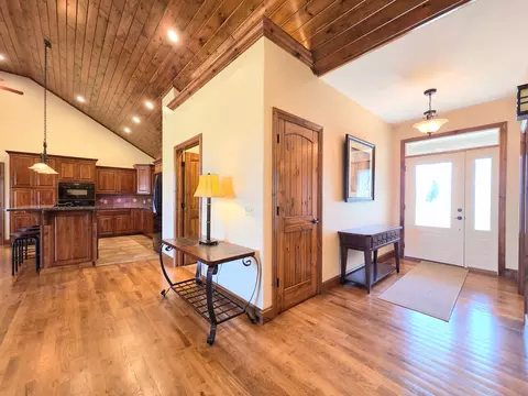 Entry Way - 332 Mint Ln, Ozark, MO 65721 photo 2 of 4