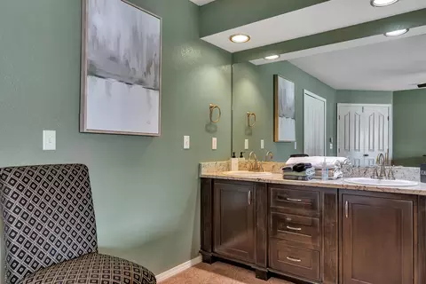 Bath - 79 Anglers Pointe #2, Branson, MO 65616 photo 1 of 3