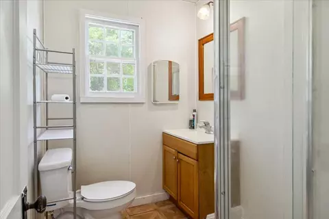 Bath - 1823 W Olive St, Springfield, MO 65802 photo 1 of 1