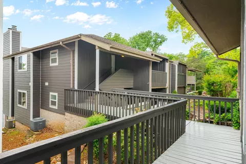 118 W Hensley St #1D, Branson, MO 65616