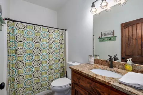 Bath - 1721 Jackson Spring Rd, Ozark, MO 65721 photo 3 of 6