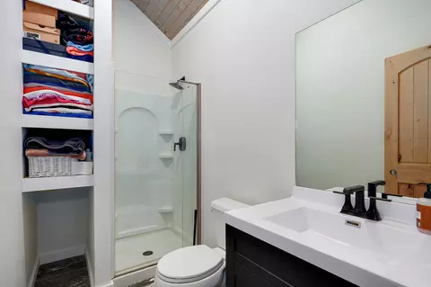 Bath - 1721 Jackson Spring Rd, Ozark, MO 65721 photo 6 of 6