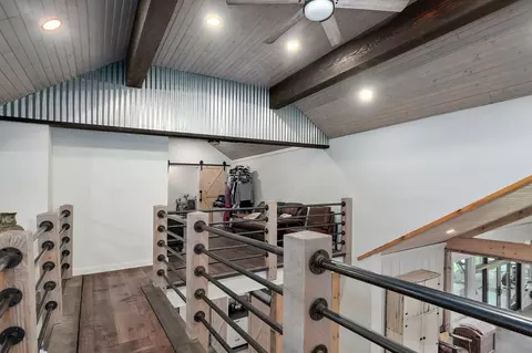 Entry Way - 1721 Jackson Spring Rd, Ozark, MO 65721 photo 6 of 7