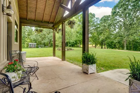 Exterior - 1721 Jackson Spring Rd, Ozark, MO 65721 photo 5 of 9