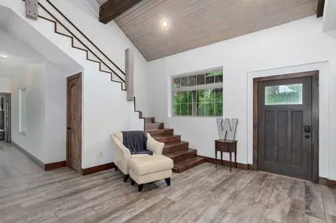 Entry Way - 1721 Jackson Spring Rd, Ozark, MO 65721 photo 1 of 7
