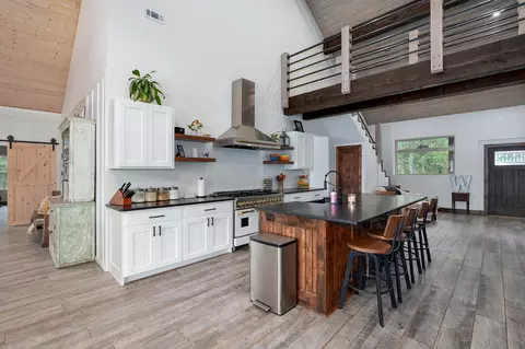 Kitchen - 1721 Jackson Spring Rd, Ozark, MO 65721 photo 4 of 6