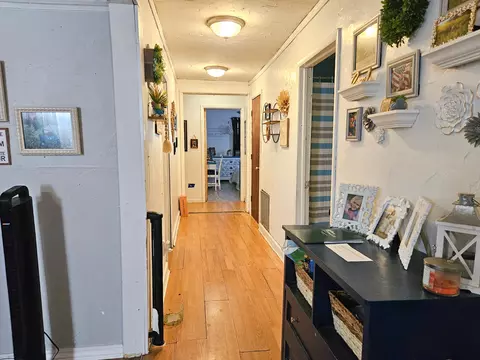 Entry Way - 203 James St, Mountain View, MO 65548 photo 1 of 1
