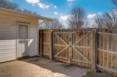 824 E Burford St, Marshfield, MO 65706 photo 37