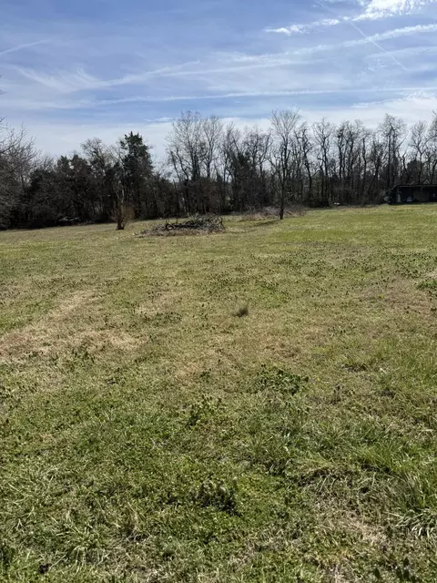 000 Rolling Hills Dr, Seligman, MO 65745 photo 2