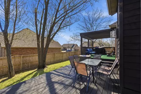 Exterior - 205 E Grace St, Republic, MO 65738 photo 7 of 11