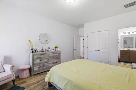 Bedroom - 205 E Grace St, Republic, MO 65738 photo 4 of 5