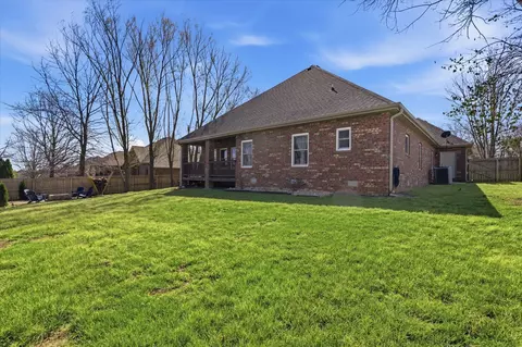 Exterior - 205 E Grace St, Republic, MO 65738 photo 10 of 11