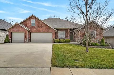 5350 S Tujunga St, Springfield, MO 65810