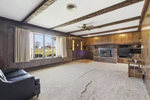 Living - 336 State Highway 32, Buffalo, MO 65622 photo 4 of 6