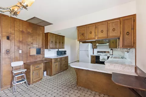Kitchen - 336 State Highway 32, Buffalo, MO 65622 photo 3 of 6