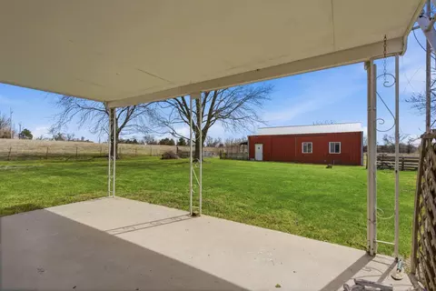 Exterior - 336 State Highway 32, Buffalo, MO 65622 photo 4 of 11