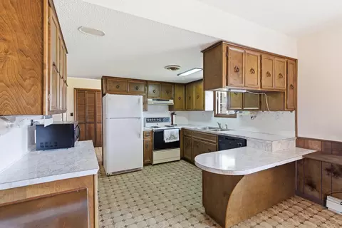 Kitchen - 336 State Highway 32, Buffalo, MO 65622 photo 1 of 6