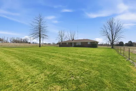 Exterior - 336 State Highway 32, Buffalo, MO 65622 photo 6 of 11