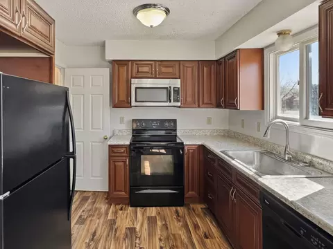 Kitchen - 1707 E Walnut Lawn St, Springfield, MO 65804 photo 1 of 3