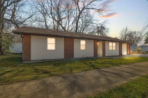 646 S Fort Ave, Springfield, MO 65806 photo 2