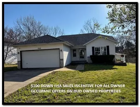 2702 S 14th St, Ozark, MO 65721