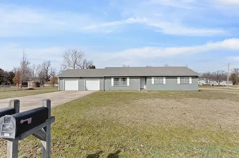 4021 E 15th Pl, Joplin, MO 64801