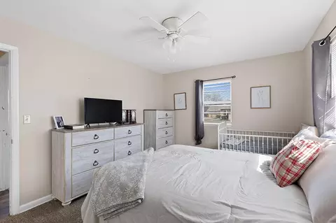 Bedroom - 4021 E 15th Pl, Joplin, MO 64801 photo 2 of 4