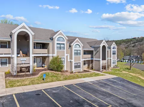 Exterior - 305 Wimbledon Dr #12, Branson, MO 65616 photo 1 of 10