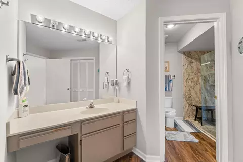 Bath - 305 Wimbledon Dr #12, Branson, MO 65616 photo 1 of 3