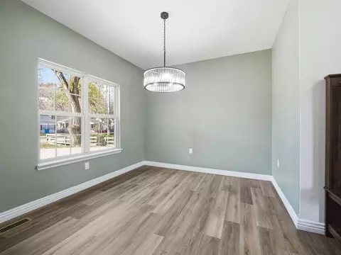 1436 S Pickwick Ave, Springfield, MO 65804 photo 15