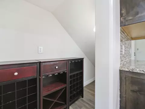 1436 S Pickwick Ave, Springfield, MO 65804 photo 9