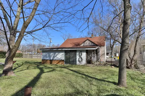 Exterior - 1526 W Dale St, Springfield, MO 65803 photo 5 of 5