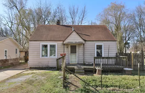1526 W Dale St, Springfield, MO 65803