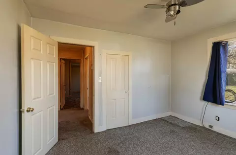 Bedroom - 1526 W Dale St, Springfield, MO 65803 photo 2 of 3
