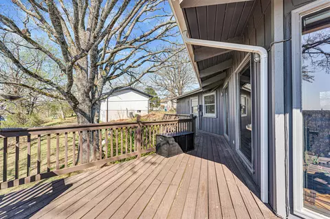 Exterior - 498 Santa Fe Dr, Forsyth, MO 65653 photo 4 of 25