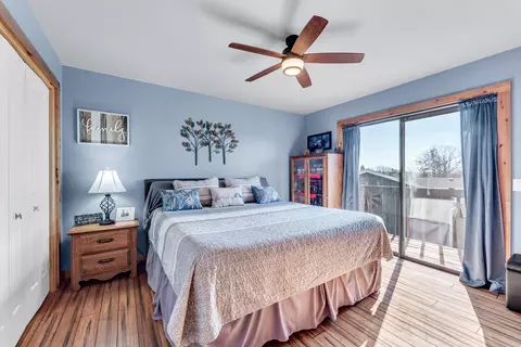Bedroom - 498 Santa Fe Dr, Forsyth, MO 65653 photo 3 of 4