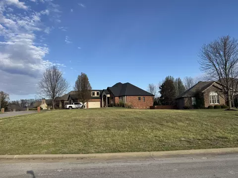 5912 S Siler Ct, Springfield, MO 65804 photo 2