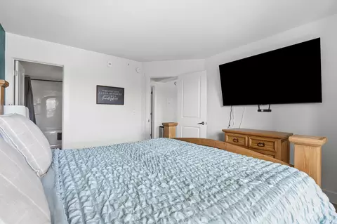 Bedroom - 403 Veterans Blvd, Branson, MO 65616 photo 10 of 13