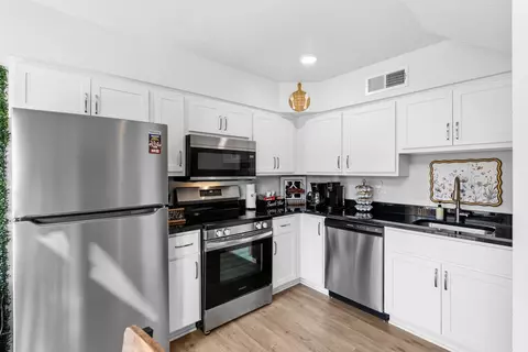 Kitchen - 403 Veterans Blvd, Branson, MO 65616 photo 1 of 6