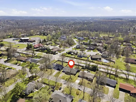 View/Area - 2466 E Cambridge St, Springfield, MO 65804 photo 2 of 3