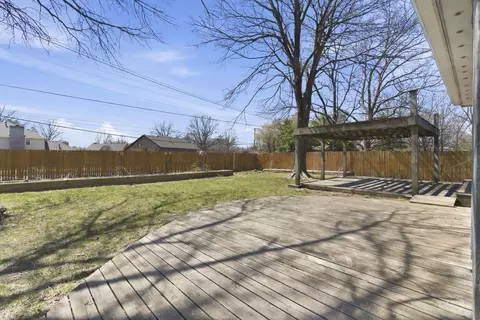 Exterior - 2466 E Cambridge St, Springfield, MO 65804 photo 4 of 11