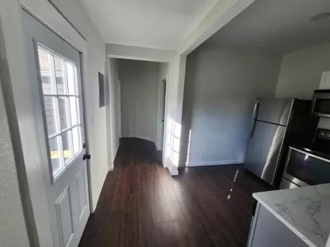 Entry Way - 2203 N National Ave, Springfield, MO 65803 photo 2 of 2