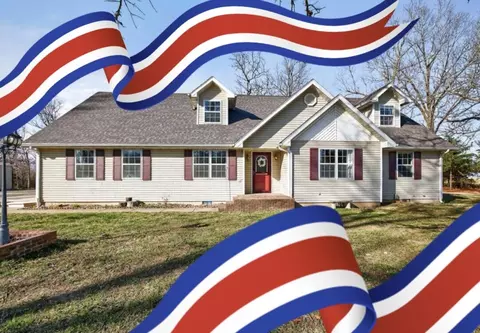486 Tower Rd, Marshfield, MO 65706