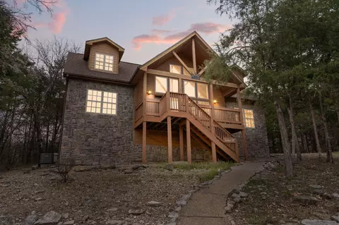115 Baldknobber Dr #27, Branson West, MO 65737