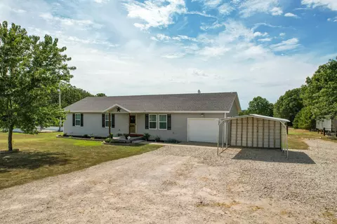 3009 N Marshall Rd, Marshfield, MO 65706