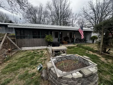 22827 Elderberry Dr, Summersville, MO 65571