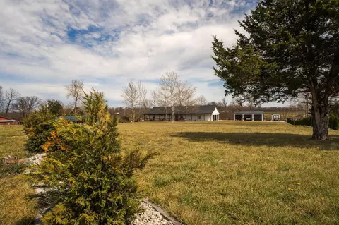 Exterior - 1489 E 568th Rd, Brighton, MO 65617 photo 4 of 31
