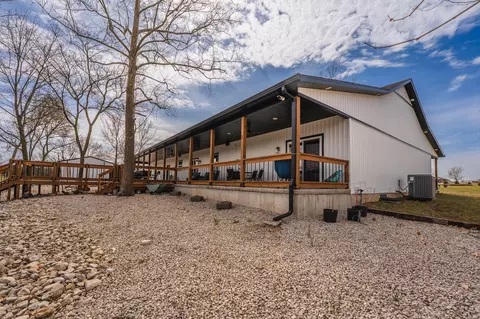 Exterior - 1489 E 568th Rd, Brighton, MO 65617 photo 9 of 31