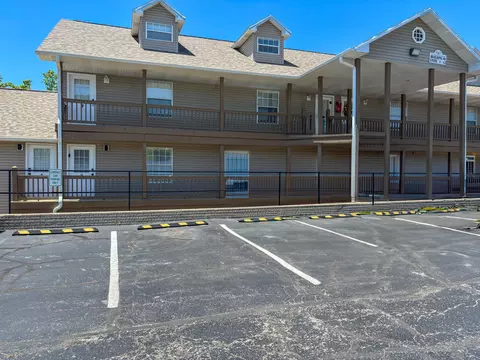 Exterior - 40 Scenic Court Par 40 UNIT 5 AND 5A, Branson, MO 65616 photo 2 of 5