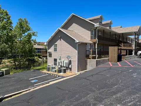 Exterior - 40 Scenic Court Par 40 UNIT 5 AND 5A, Branson, MO 65616 photo 4 of 5
